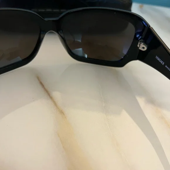 Versace Dun Glasses Italy NWOT - Picture 3 of 15